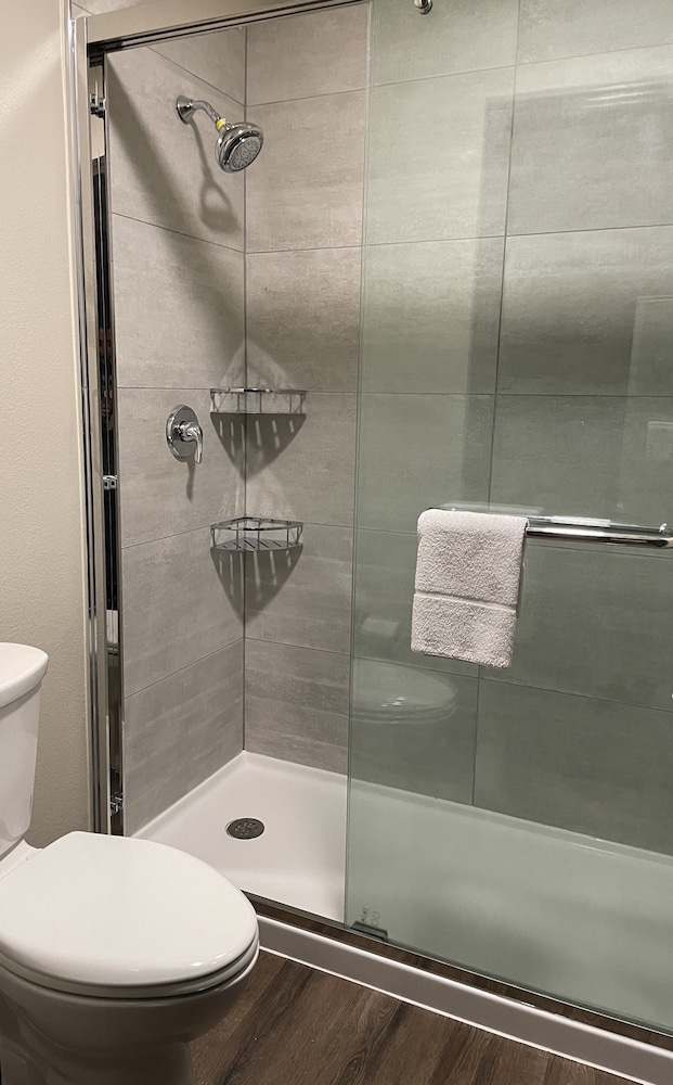 best western fishkill inn and suites