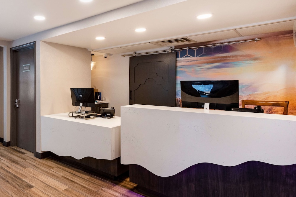 best western fishkill inn and suites