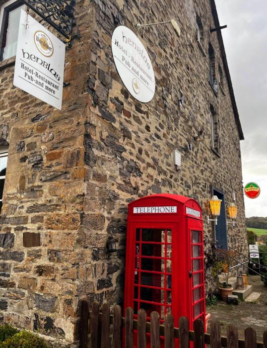 henblas hotel
