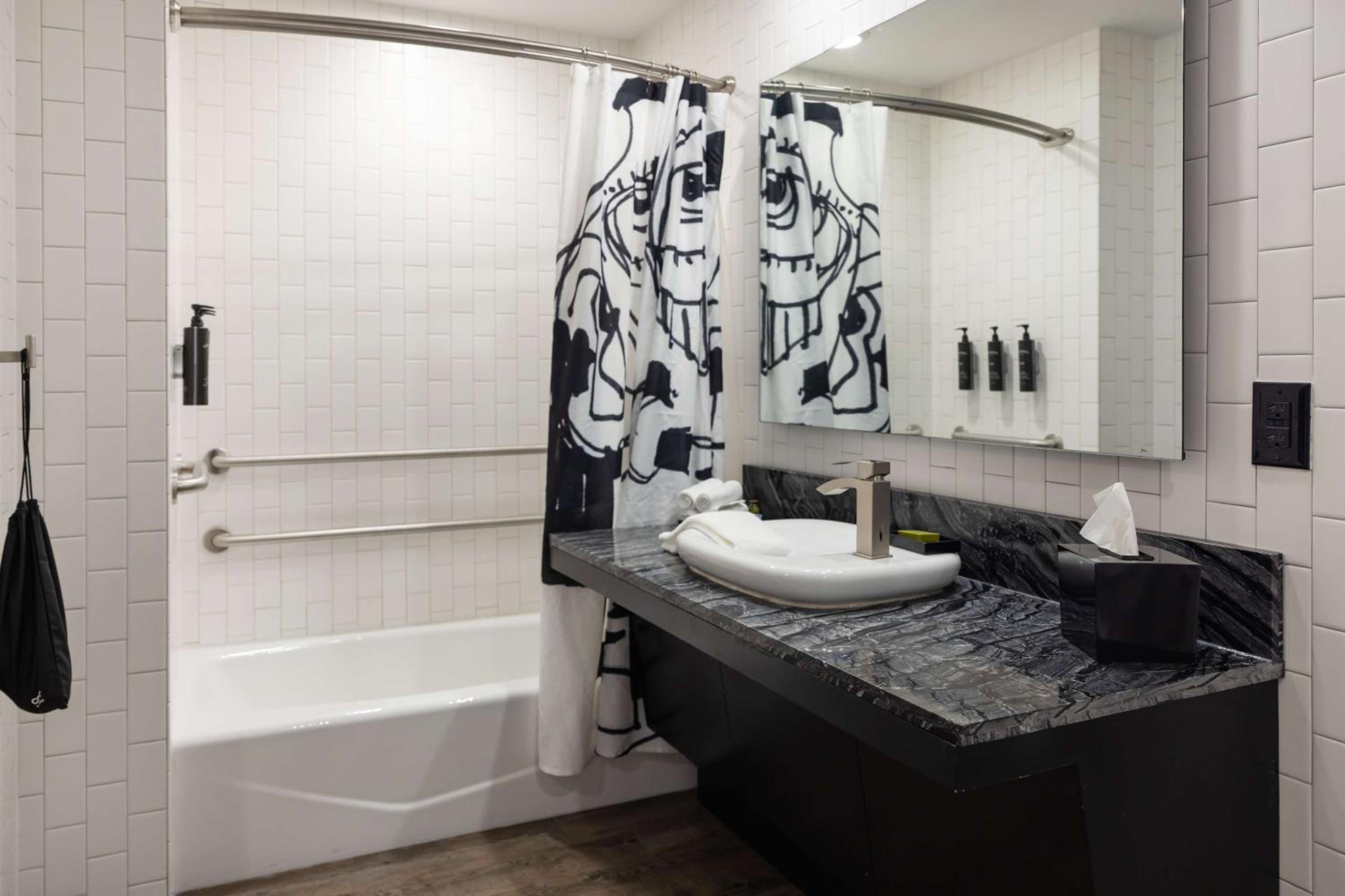 lorenzo hotel dallas tapestry collection by hilton