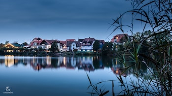 seehotel niedernberg das dorf am see