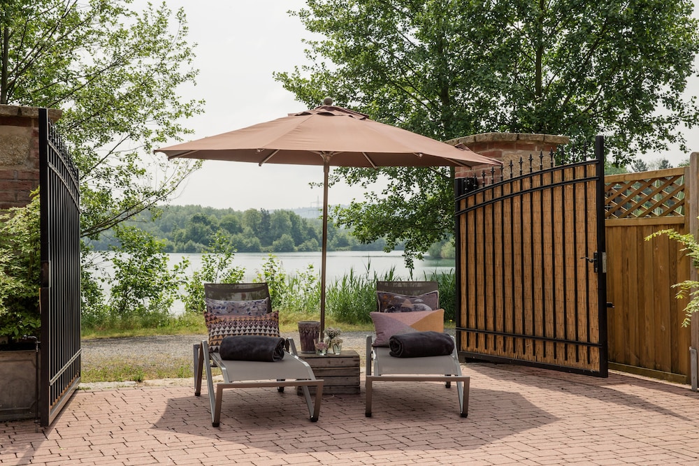seehotel niedernberg das dorf am see