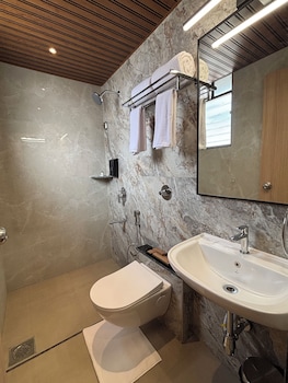 mastiff hotel hinjawadi pune