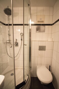 landhotel wolfschlugen