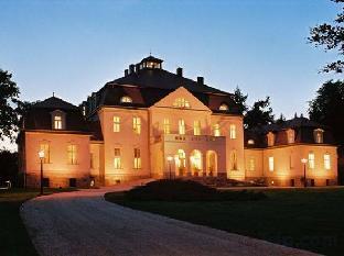 schloss und gut liebenberg