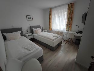hotel schiff