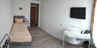 hotel schiff