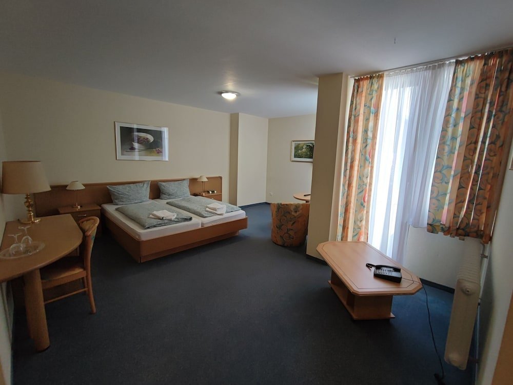 Hotel Schiff,Rastatt>>Baden-Baden,3 star