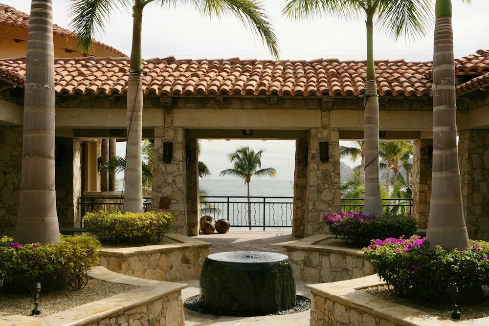 hacienda beach club and residences