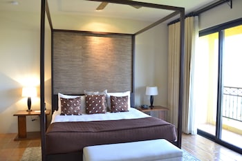 hacienda beach club and residences