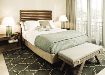 hacienda beach club and residences