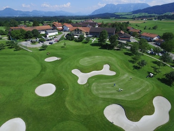 Wengerhof,Bavaria>>Ainring,3 star