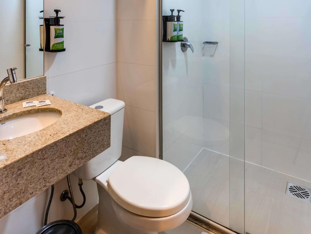 ibis styles belem hangar