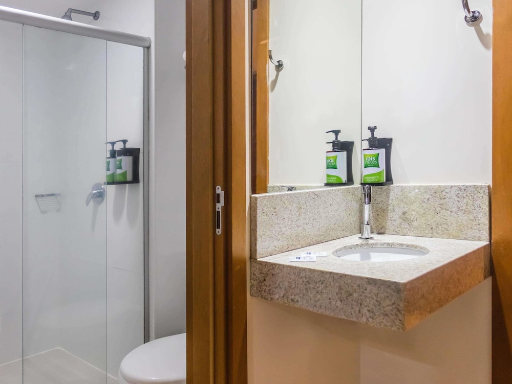 ibis styles belem hangar