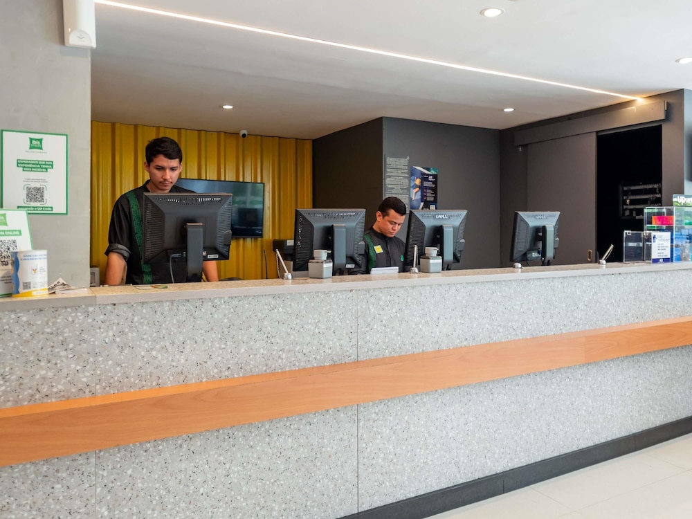 ibis styles belem hangar