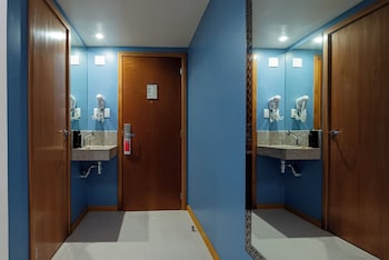 ibis styles belem hangar