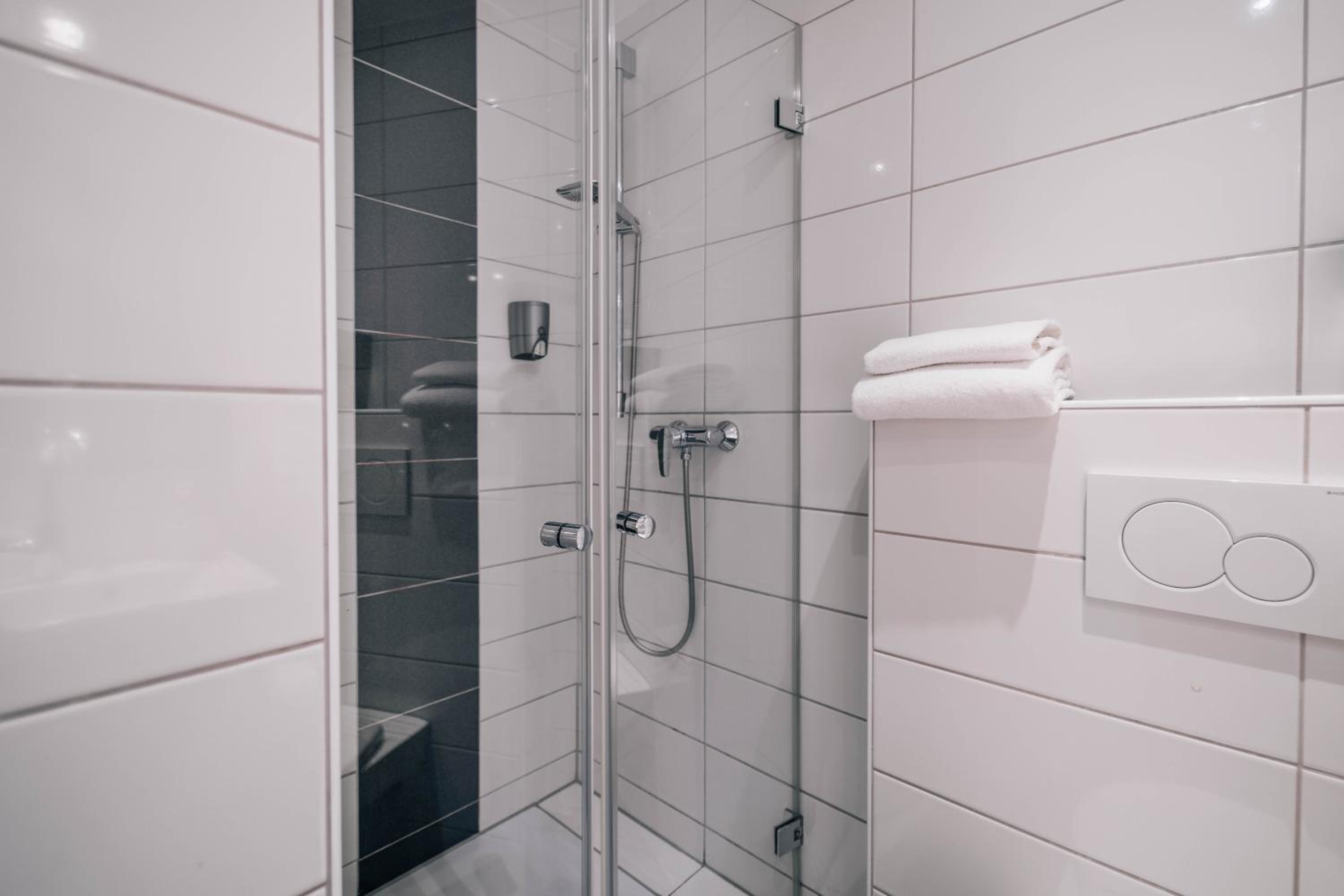 hotel international am theater