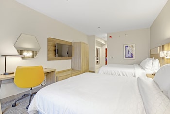 holiday inn express gulfport beach