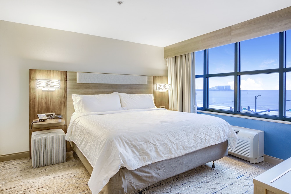 holiday inn express gulfport beach