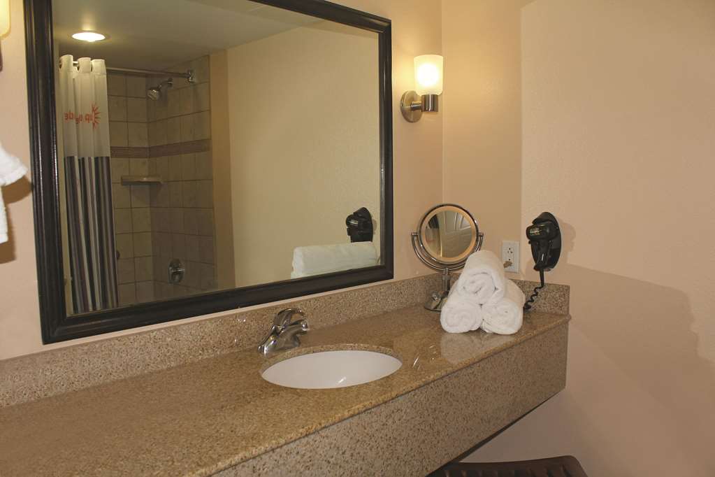la quinta inn and suites san antonio medical center