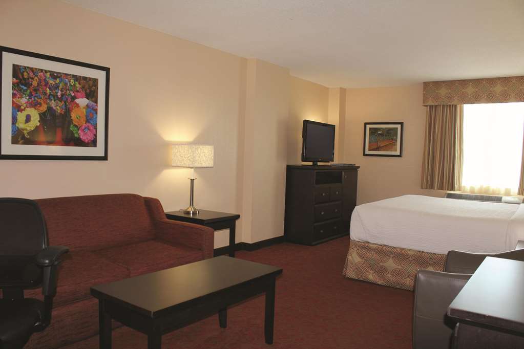 la quinta inn and suites san antonio medical center