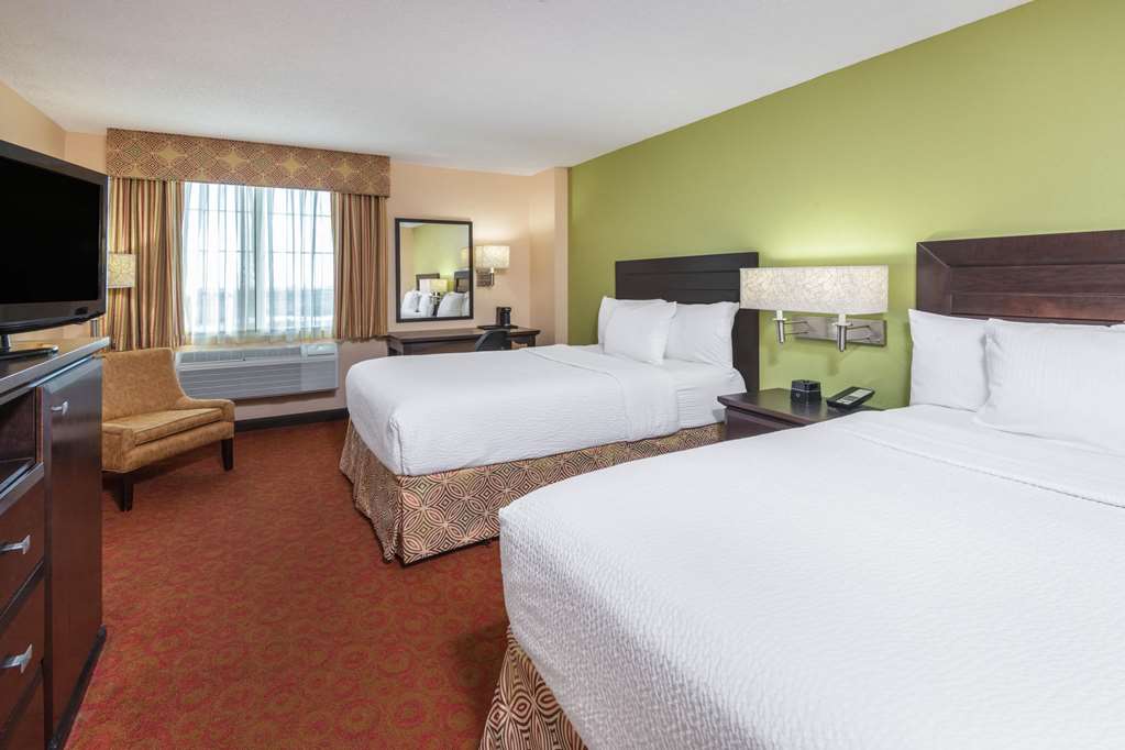 la quinta inn and suites san antonio medical center