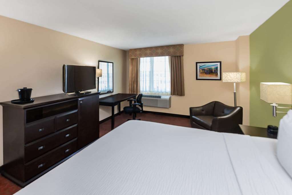 la quinta inn and suites san antonio medical center
