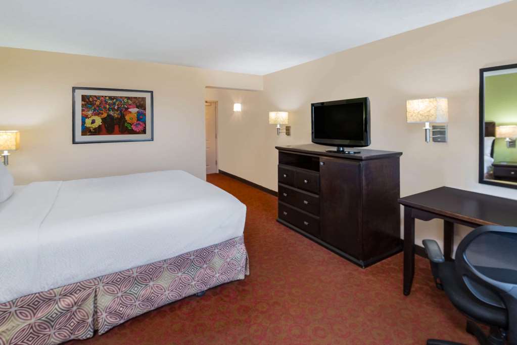 la quinta inn and suites san antonio medical center