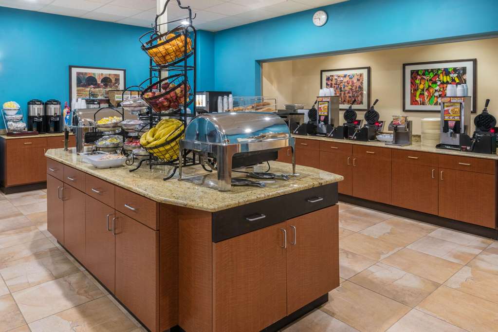 la quinta inn and suites san antonio medical center