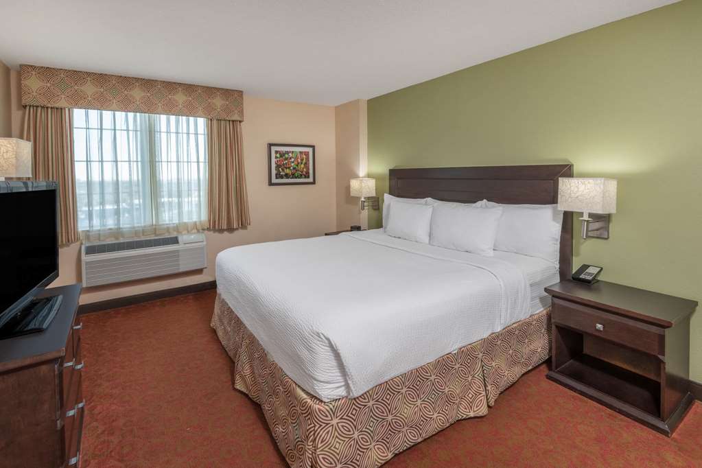 la quinta inn and suites san antonio medical center