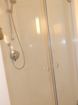 hotel ibis istres trigance