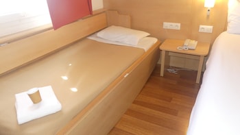 hotel ibis istres trigance