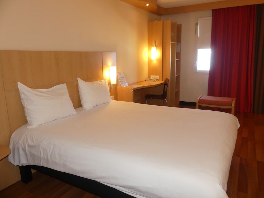 hotel ibis istres trigance