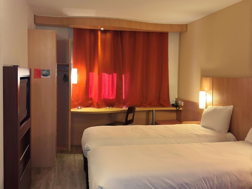 hotel ibis istres trigance