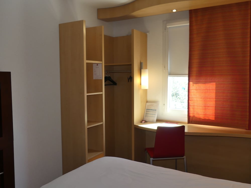 hotel ibis istres trigance