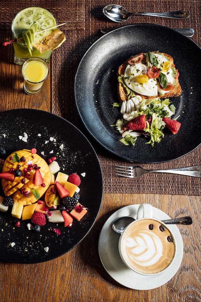 el lodge ski and spa