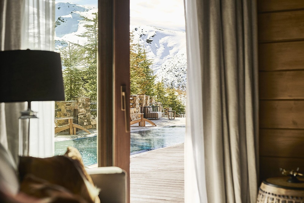 el lodge ski and spa