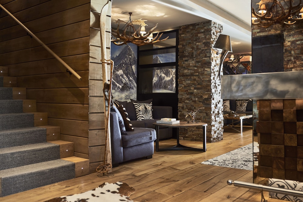 el lodge ski and spa