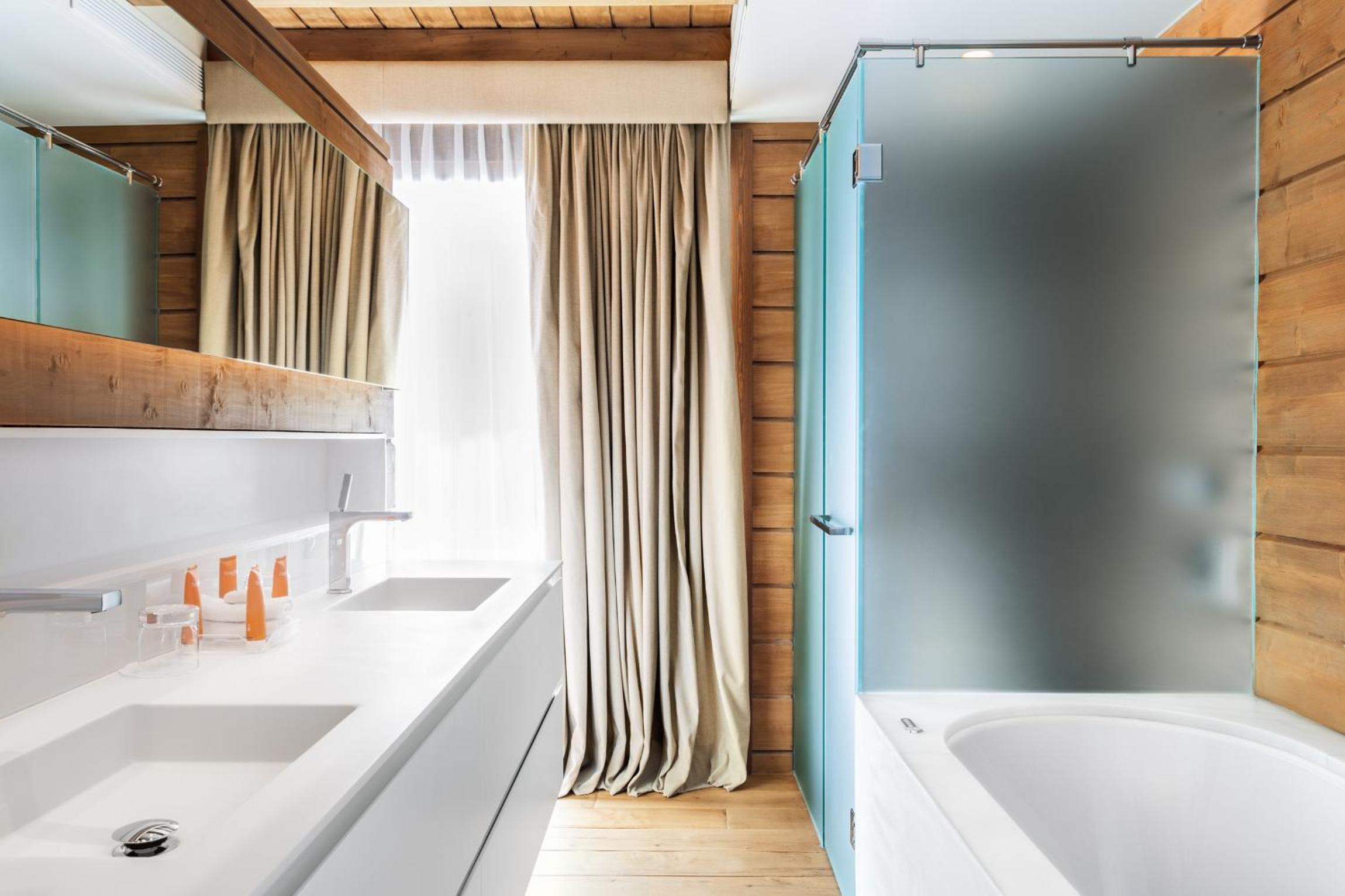 el lodge ski and spa