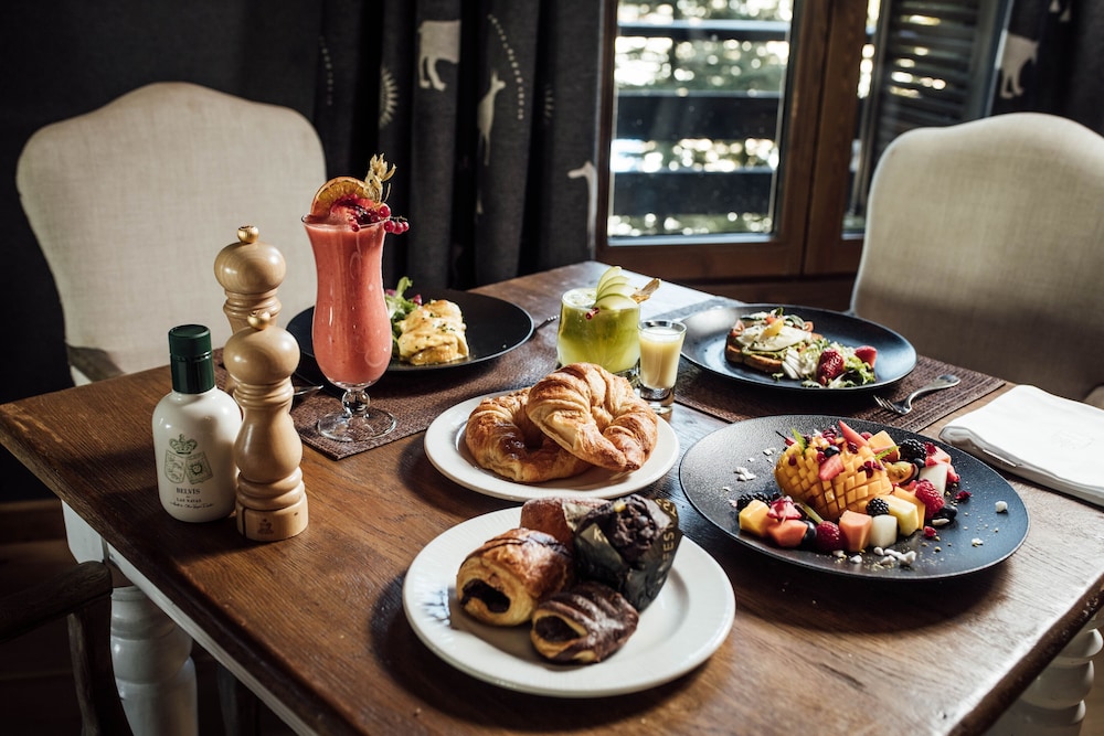 el lodge ski and spa