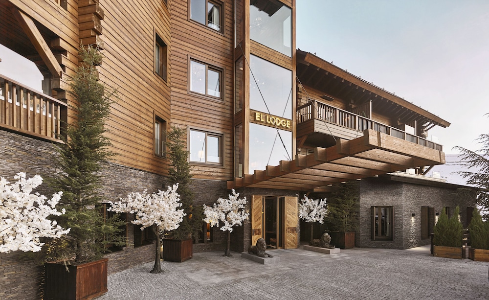 el lodge ski and spa