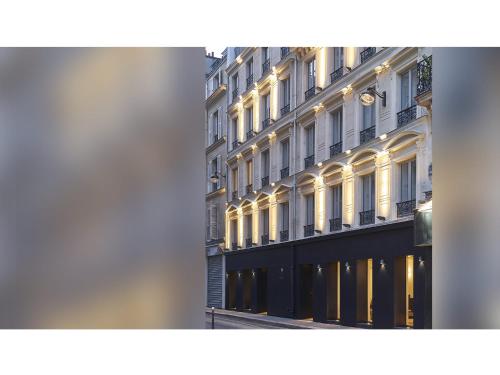 9hotel republique