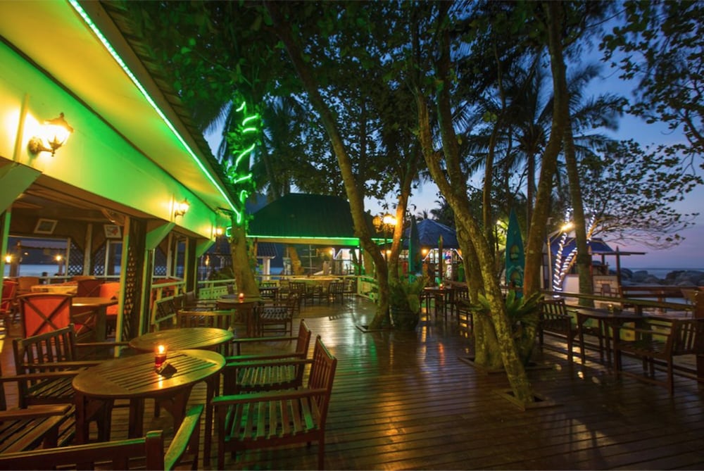 coral view island resort