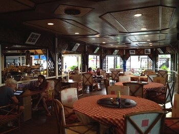 coral view island resort