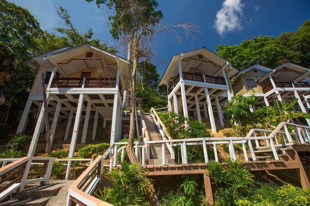 coral view island resort