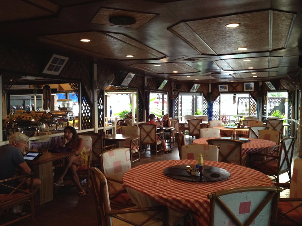 coral view island resort