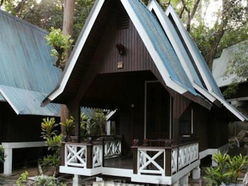 coral view island resort