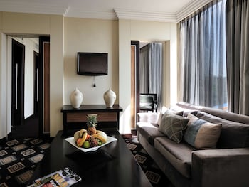 pullman lubumbashi grand karavia hotel