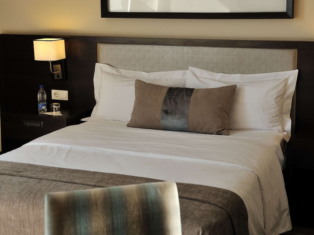 pullman lubumbashi grand karavia hotel