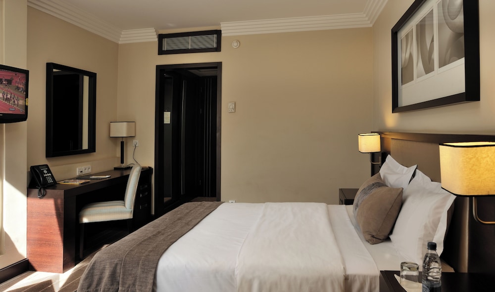 pullman lubumbashi grand karavia hotel